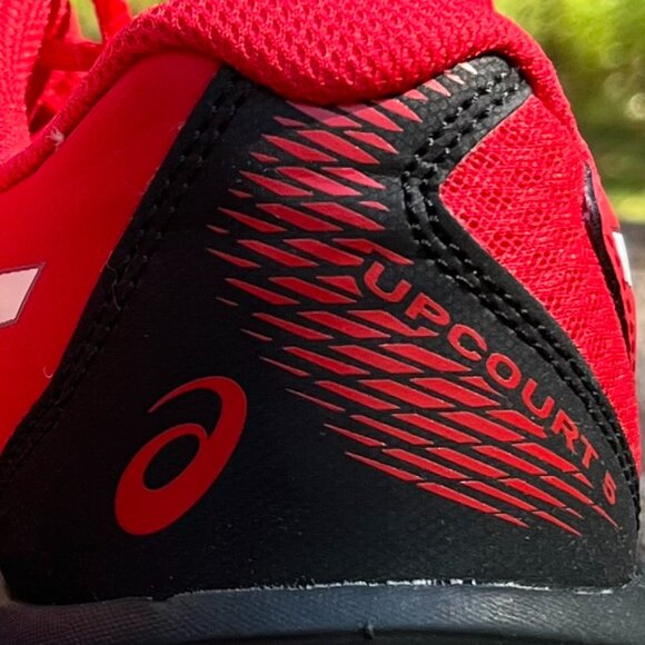 BNIB! Asics Upcourt 5 / Classic Red / Beet Juice NEVER WORN/SOLD OUT - Picture 11 of 13